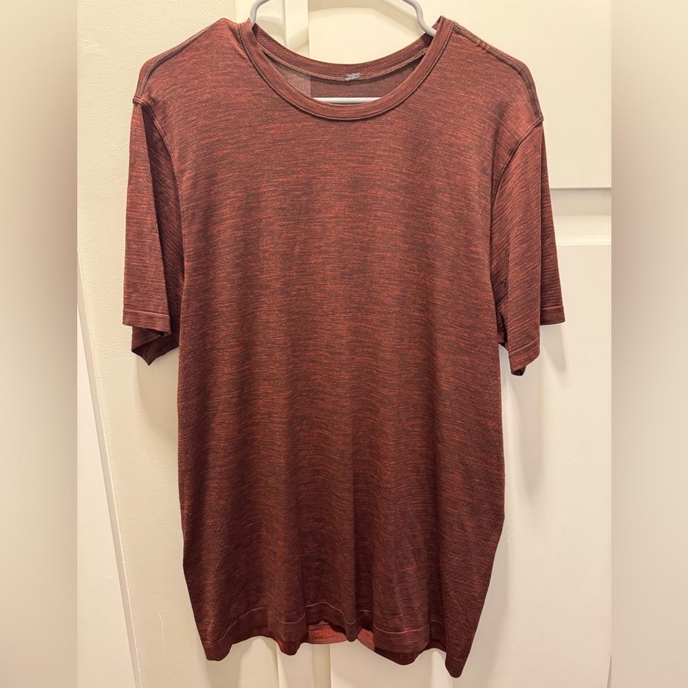 lululemon men’s shirt